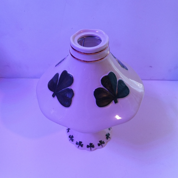 GEO Z LEFTON PORCELAIN CANDLE HOLDER SHAMROCK IRISH ST. PATTY'S DAY TEALIGHT - Picture 4 of 11